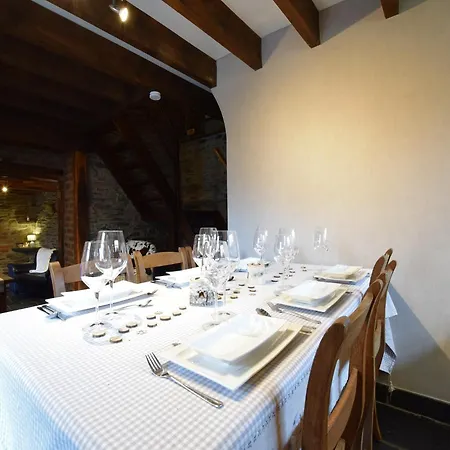 Σπίτι διακοπών At The Calm Way In The Center Houffalize